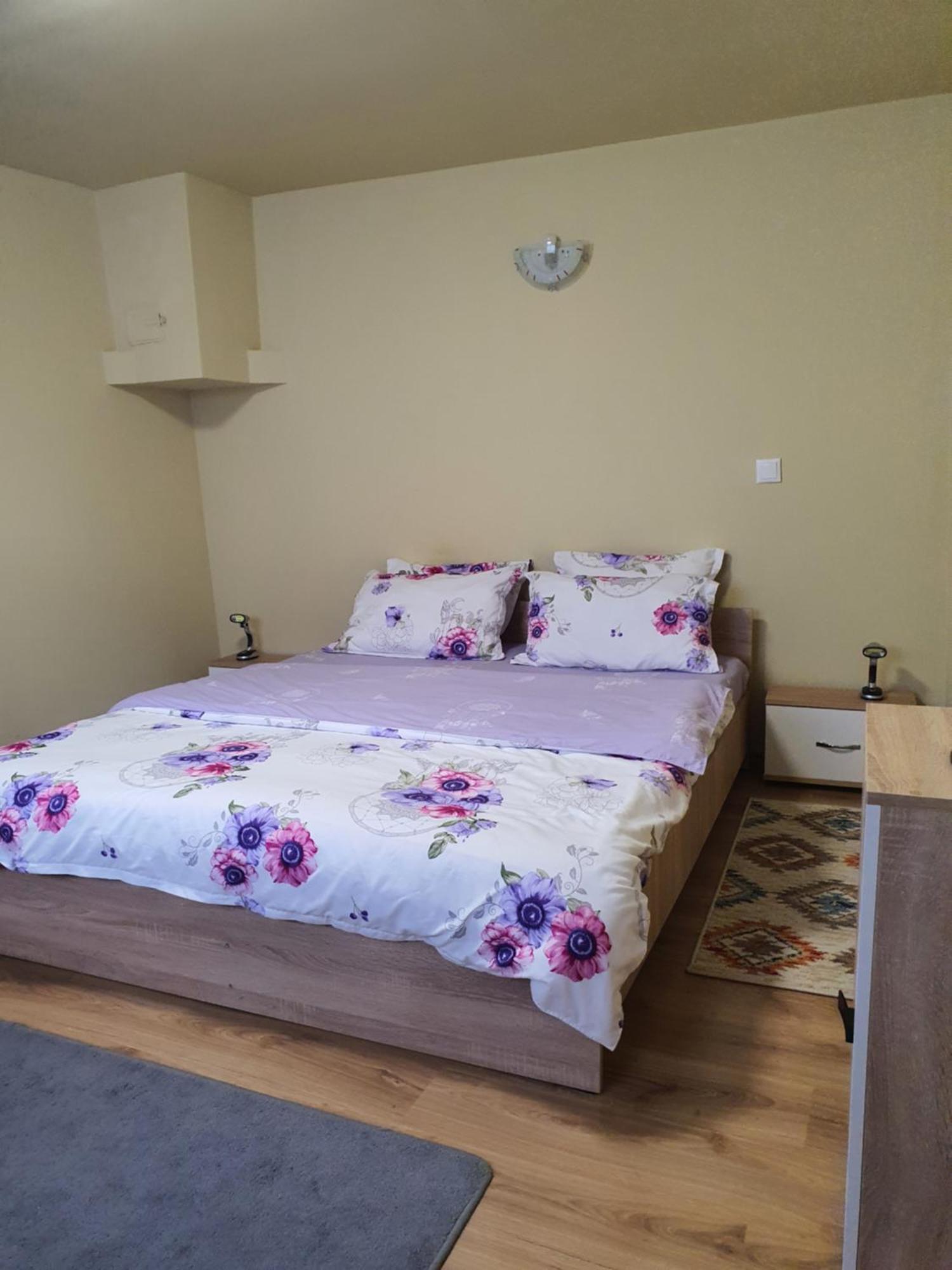 Carissa House Apartment บราชอฟ ภายนอก รูปภาพ