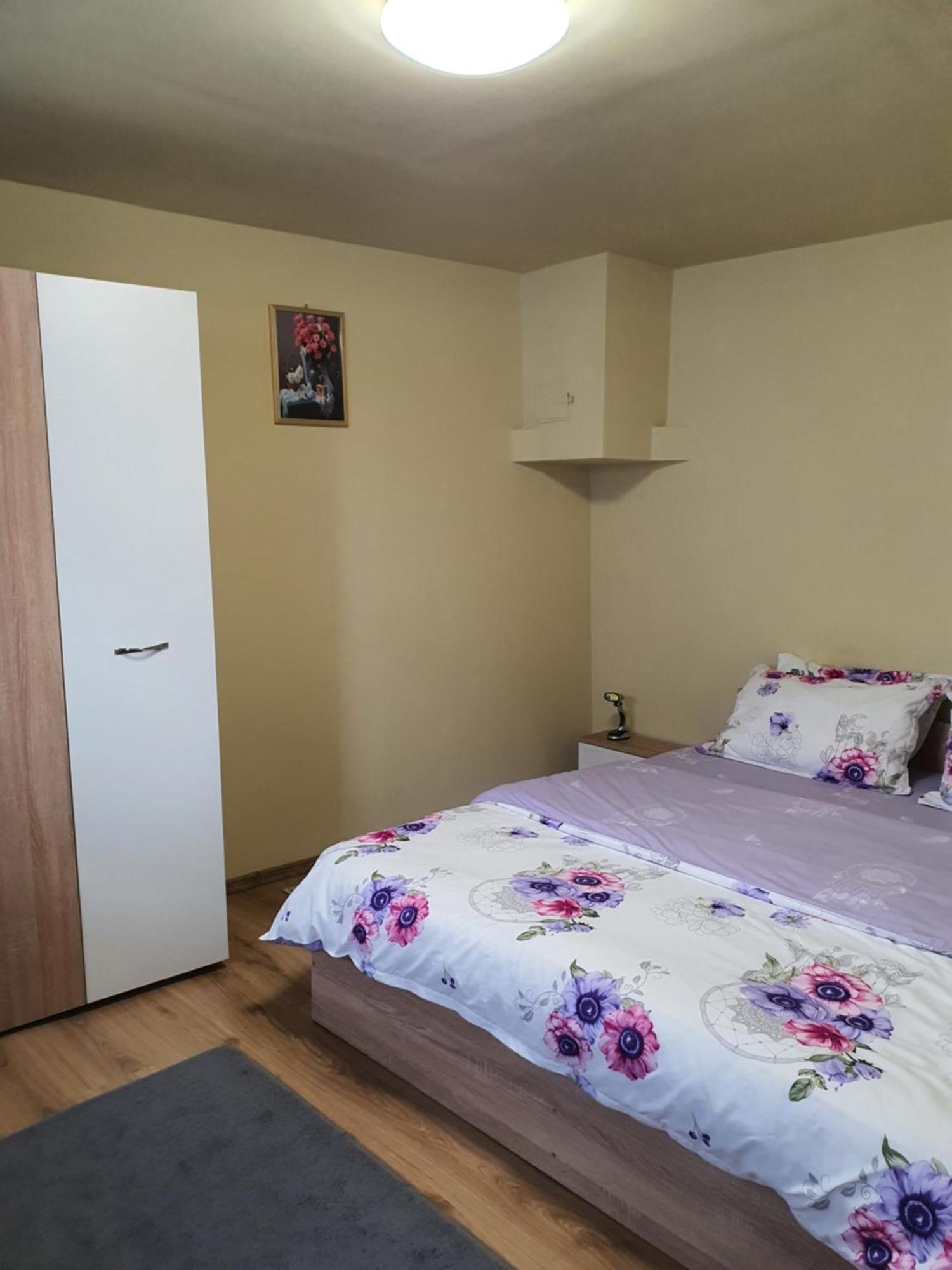 Carissa House Apartment บราชอฟ ภายนอก รูปภาพ