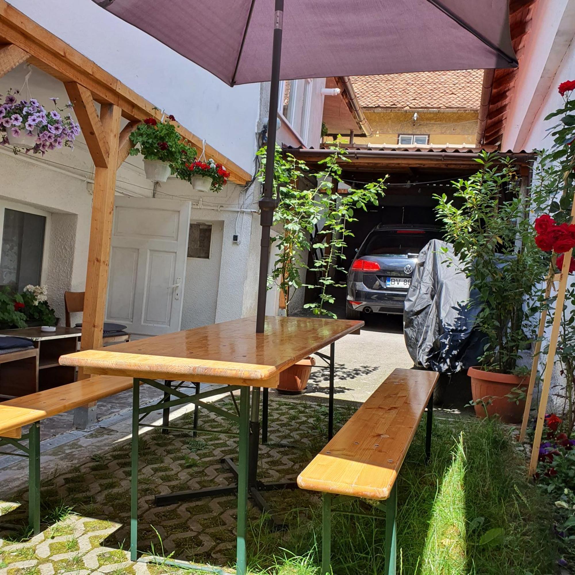 Carissa House Apartment บราชอฟ ภายนอก รูปภาพ